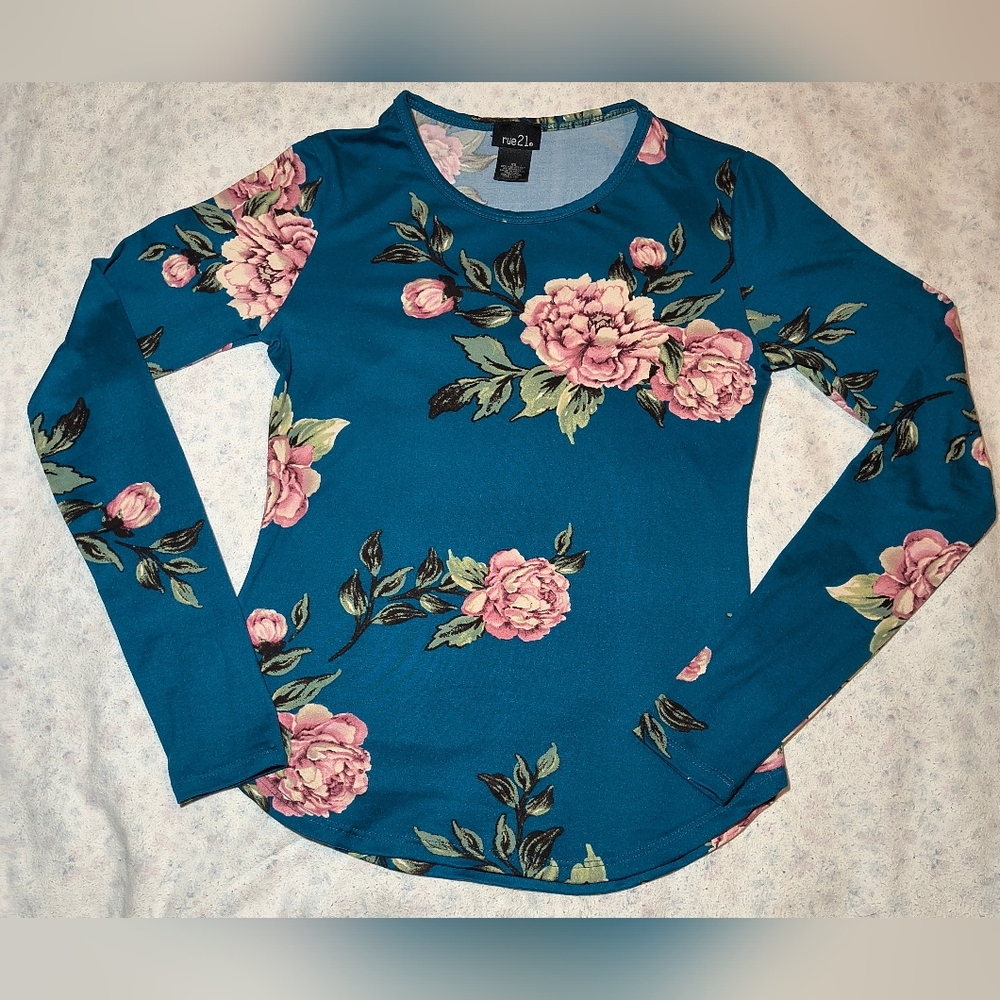 Rue21 Teal Floral Long Sleeve Top